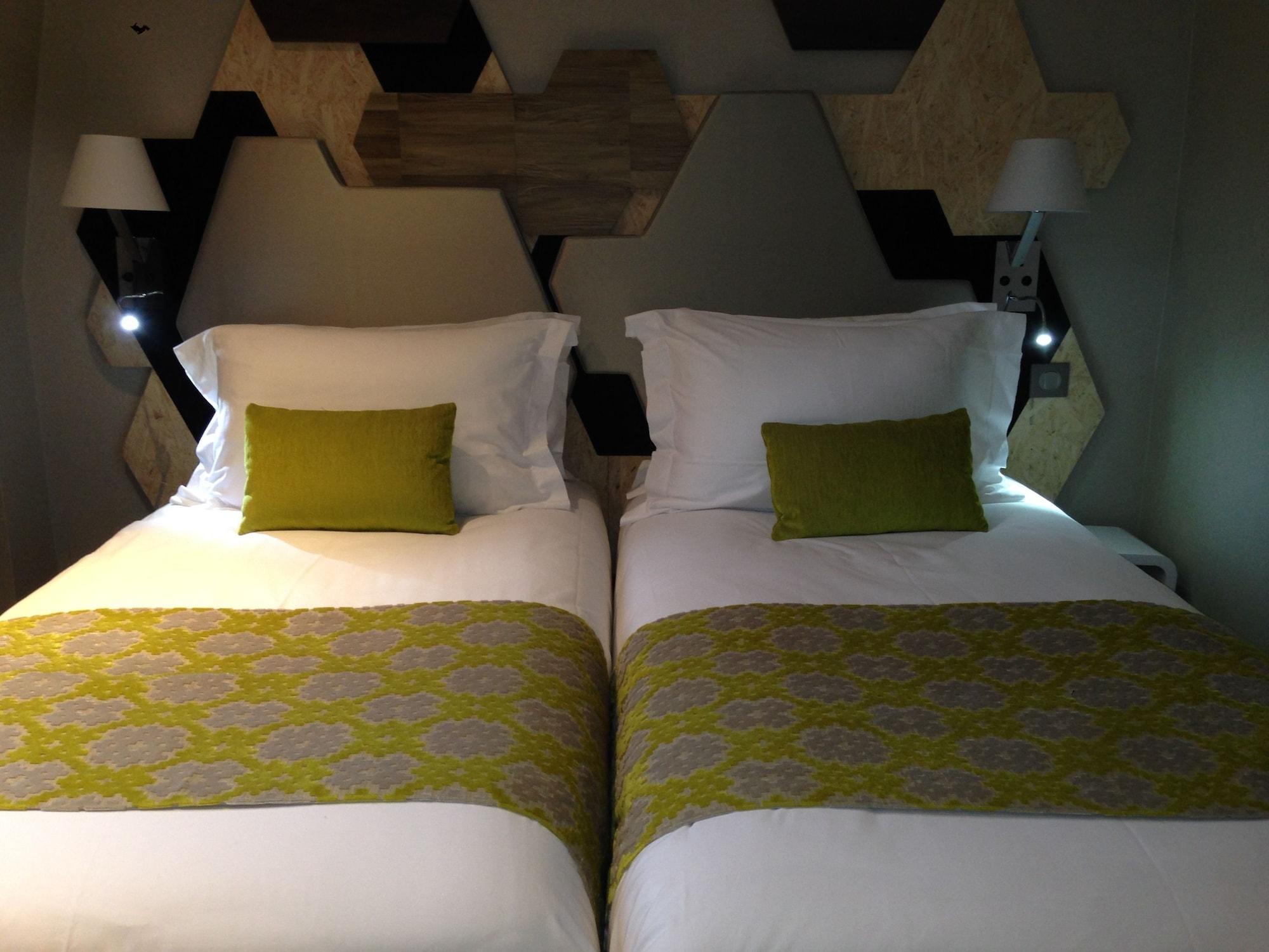 Hotel Wagram Parijs